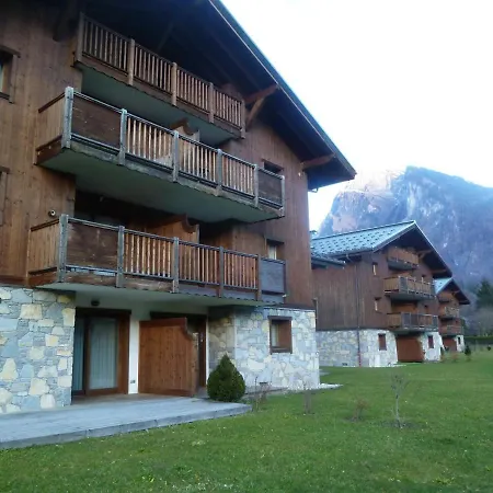 Apartment Spacieux Duplex Dans Avec Piscine