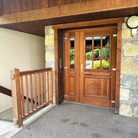 Spacieux Duplex Dans Avec Piscine