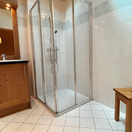 Spacieux Duplex Dans Avec Piscine Apartment