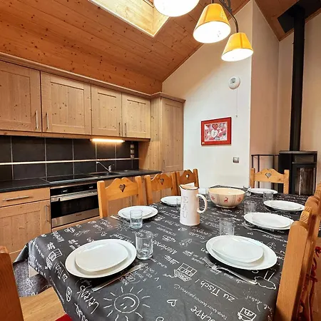 Apartment Spacieux Duplex Dans Avec Piscine *
